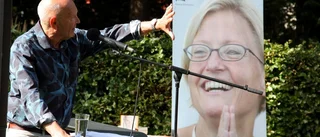 Schori talar allvar i Lindhs anda