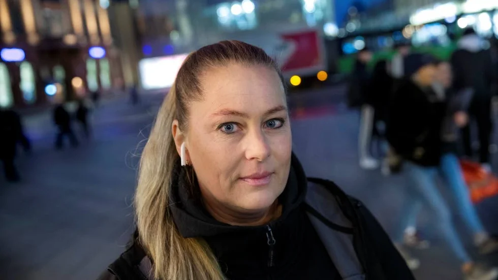 Hilde Wiberg, chef på Ungdomsjouren i Uppsala, uppmanar alla att anmäla brott så att civilsamhälle och myndigheter tillsammans jobbar mot problemet.