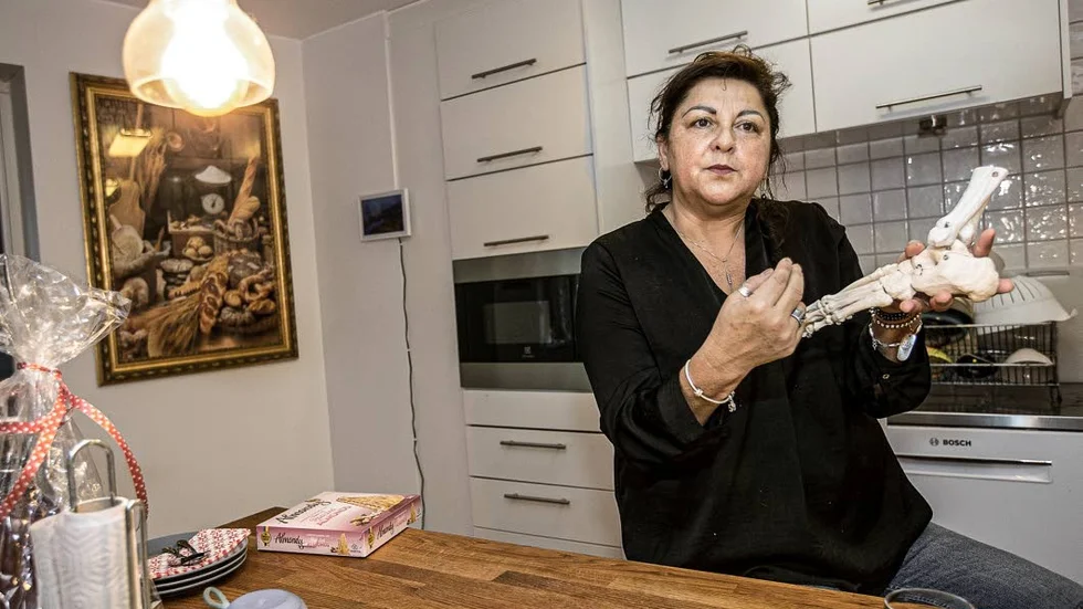 Kenny Sloge fick skjuta upp starten på sin nya klinik. "Det har gett mig  tålamod att tvingas vara hemma på grund av foten".