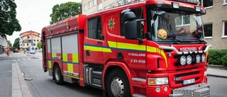 Garage förstört i brand