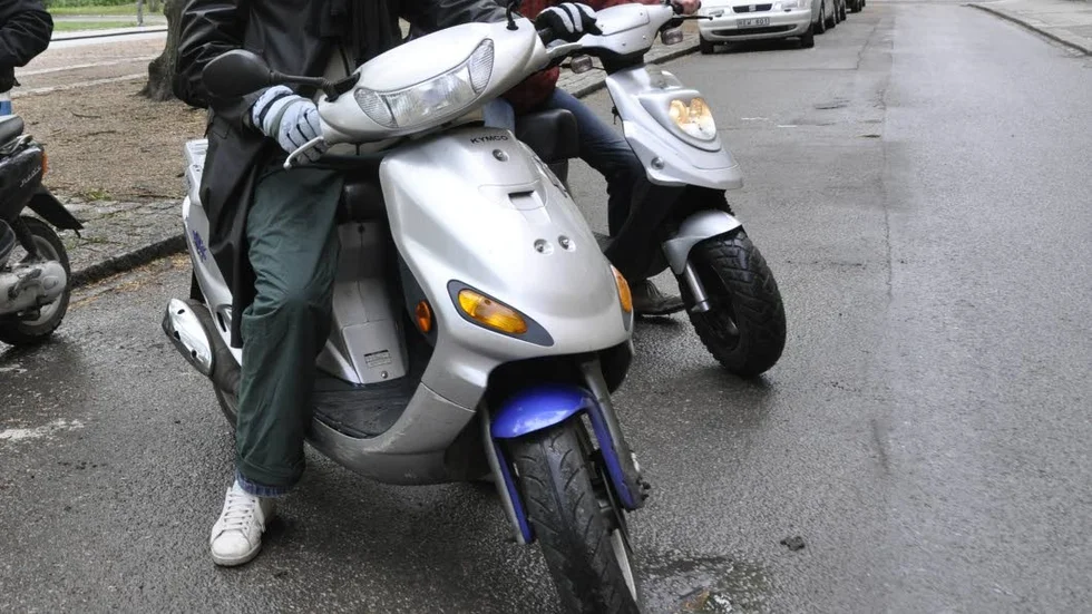 Genrebild. En 16-årig gotlänning misstänks för olovlig körning och för att ha ”stulit” tillbaka sin moped från polisens beslag.