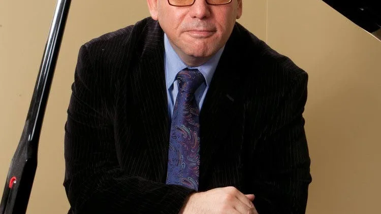 Gästande pianist. Paul-André Bempéchat