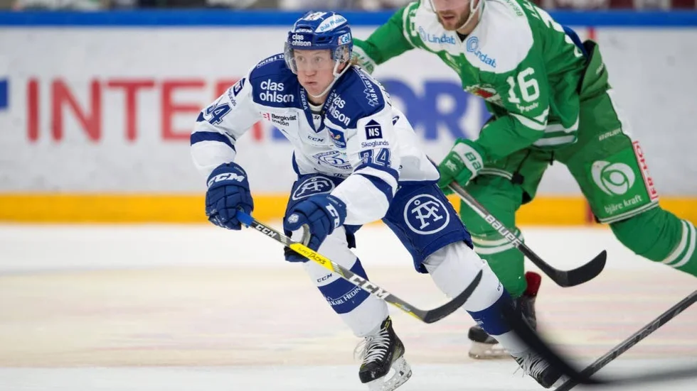 Olle Alsing. Den Almtunafostrade backen, nu i Leksand, vill gärna snurra upp Ais lagkapten Per Svensson i kvällens match.
