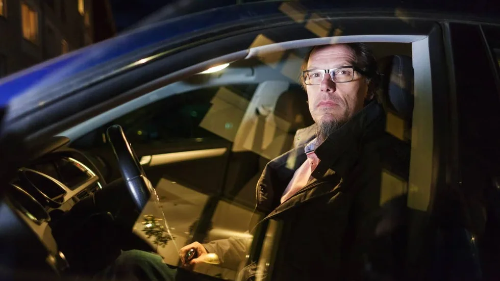 Restid. Det tar Micael Baudin en timme och trettio minuter att köra till arbetet varje dag.