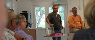 Stormigt möte om sjönära bostäder
