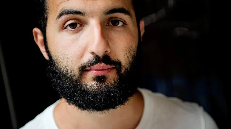 Bokens dag. Soran Ismail är uppväxt i Knivsta och har gått i gymnasiet i Uppsala. Han besöker UNT:s Bokens dag den 23 oktober för att berätta om sin nya bok.