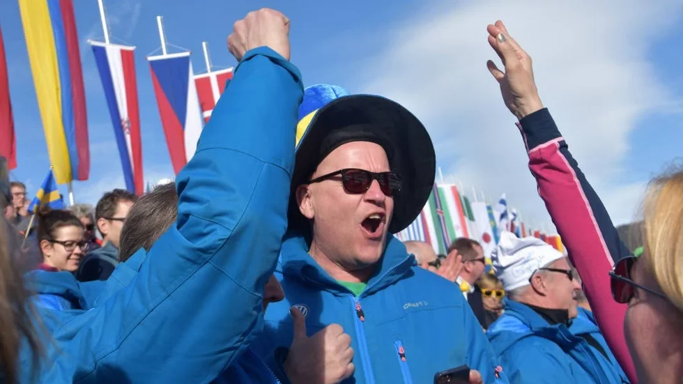 Idrottsfantasten. Leif Pekkari från Tärendö syns och hörs verkligen i VM-vimlet.