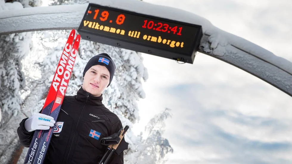 Ragnar Gamalíel Sigurgeirsson, 22, är Luleås stora VM-hopp. Han kommer från Island, men pluggar på LTU. På torsdag ställer han sig på startlinjen på VM i Seefeld.