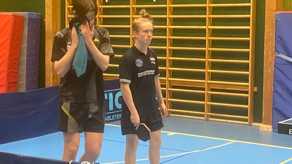 Elias Färdig och William Bergman avslutade med en dubbelseger.