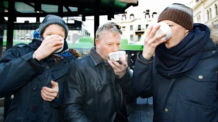 Stadmissionen bjuder på soppa vid Stora Torget
