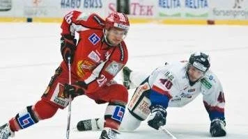 Fredrik Abrahamsson är klar för spel med Enköpings SK.