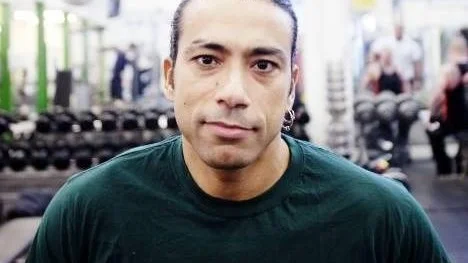 Gymägaren Antoni Khadroui äger Antonis Gym på Börjegatan 66. Ett gym som är riktat åt alla som vill ha en miljö där alla är accepterade.