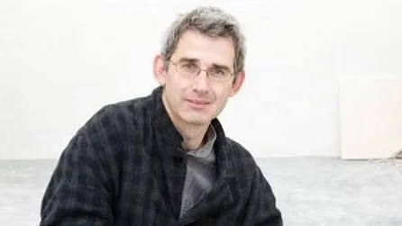 Edmund de Waals roman är ett ovanligt inspirerat släktforskningsprojekt.