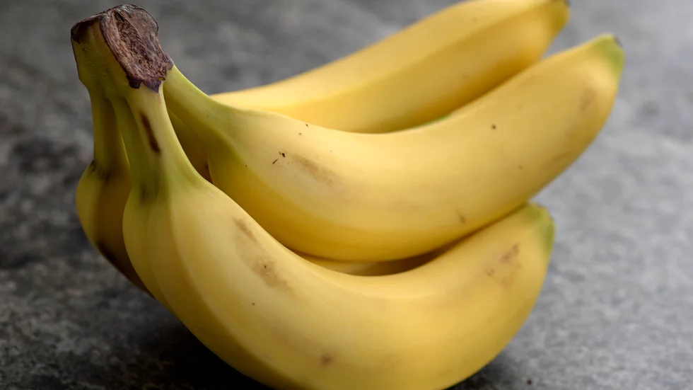 En bananbåt till Helsingborg väntas bli den första som berörs av Hamnarbetarförbundets blockad mot ryskägda fartyg. Arkivbild.