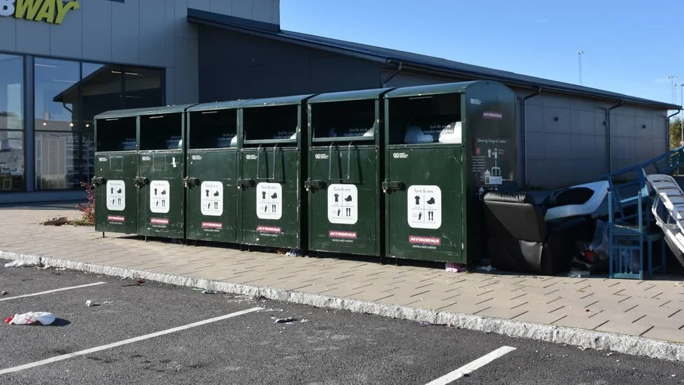 Myrorna stänger i Luleå och därmed försvinner även klädboxarna.