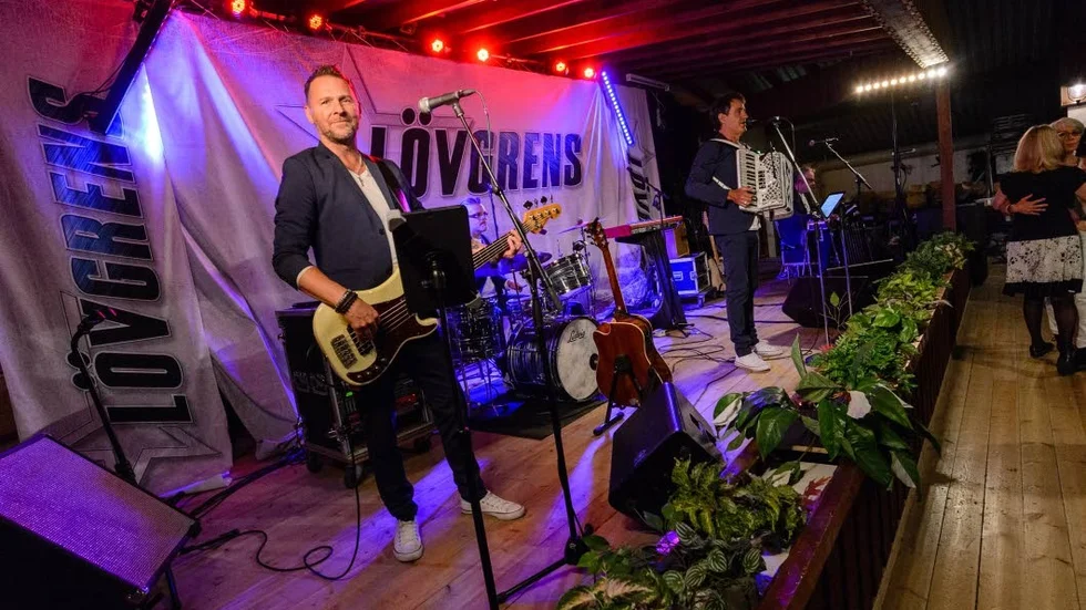 Dansbandet Lövgrens stod för musiken under kvällen.
