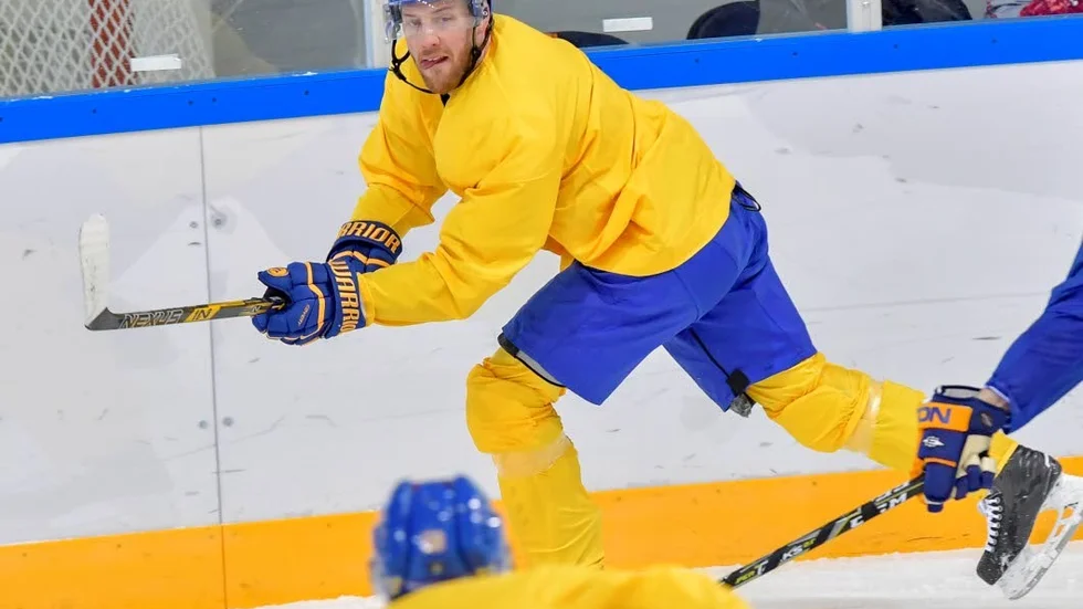 Het. Linus Omark har inlett KHL-säsongen på bästa sätt. Två assist blev facit i premiären.