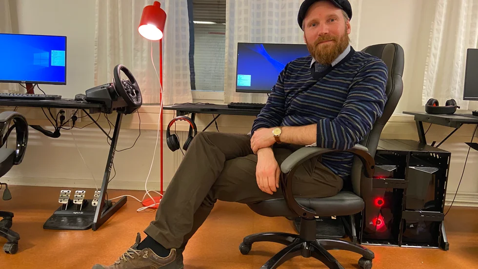 Markus Hultcrantz hoppas på att kunna överbrygga många barriärer för båda unga och äldre med hjälp av TEKrummet. Han ser bland annat fram emot att hålla kurser för äldre som behöver hjälp med dagens snabbt utvecklande teknologi. 