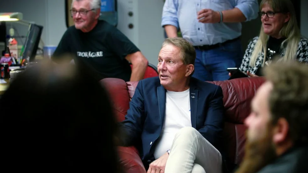 Kenneth Backgård (SJVP) är förtegen kring diskussionerna om den strategiska planen.