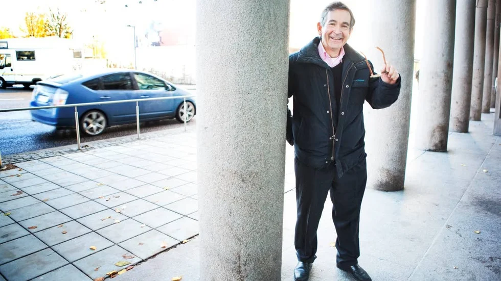 Uppsalaprofessorn Jan Hirsch, käkkirurg som sett vilka följderna av snusning kan bli.