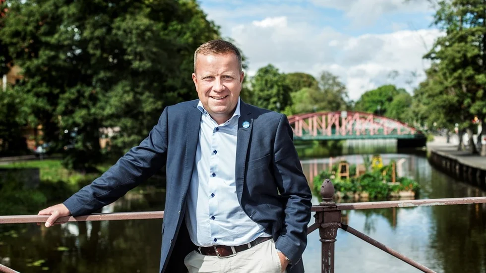Fredrik Ahlstedt, Moderaterna, (M)