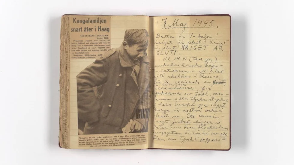 Dagbokssidor. Uppsalaget vid krigsslutet 1945 i Astrid Lindgrens dagbok från tiden med tidningsklipp och kommentarer av den blivande författaren.