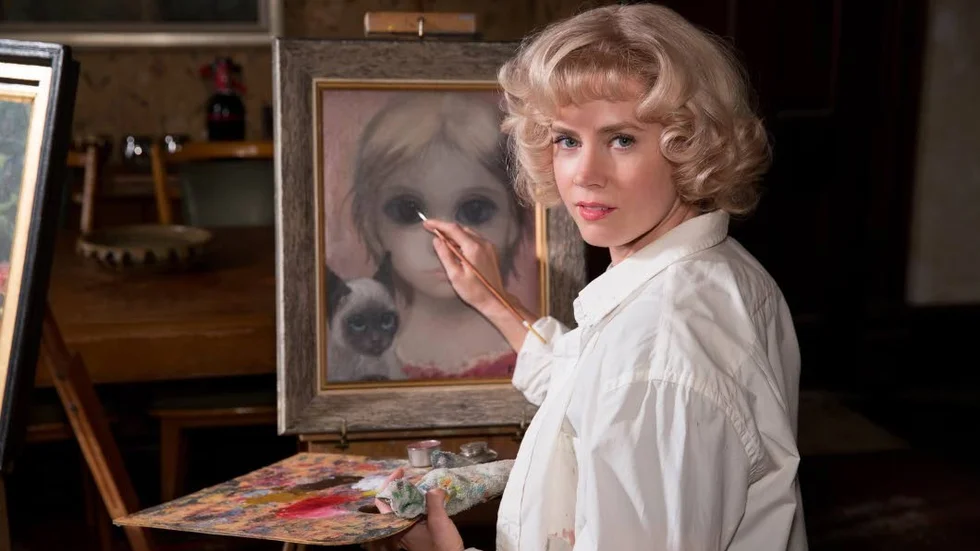 Amy Adams spelar konstnären Margaret Keane, vars målningar av storögda barn trollband massorna på 1960-talet. Men eftersom hennes man tog äran för dem förblev hon länge okänd. Tim Burton berättar hennes historia i "Big eyes".