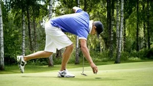 Marcus Segerström från Uppsala Golfklubb, på Kåbo Golfklubbsbanan.