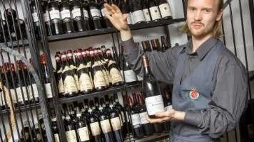 Patrik Wengberg, sommelier på Domtrappkällaren.