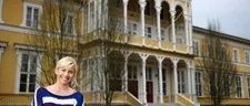 Tina följer sin egen rytm i köket