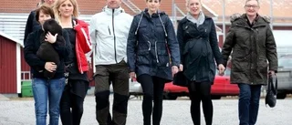 Hemmingsmark rustar för att rädda skolan