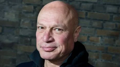 Robert Aschberg.
