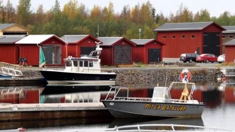 Efter träffen med ägarna till sjöbodar på Renöhamn står bland annat klart att det inte är tillåtet att sätta in aluminiumprofiler med glasskjutdörrar. Vidare föreslås ytterligare ett regelverk som styr upp sjöbodarnas användningsområde tydligare. (Arkivbild)