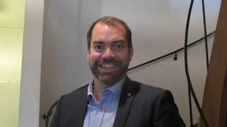 Det är en otrolig förmån att få en chans att vara med i hjärtat av samhällsbygget, säger Fredrik Lundh Sammeli.