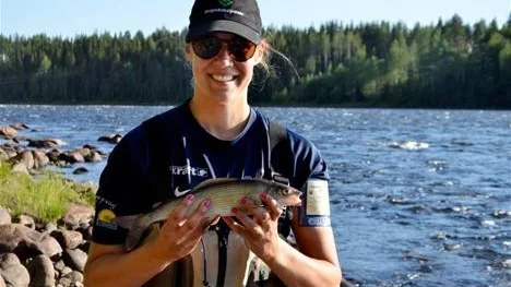 SEXA. Linnea Nilsson-Waara kan fiskevattnet i Jokkfall. Det ledde också till en sjätteplats.