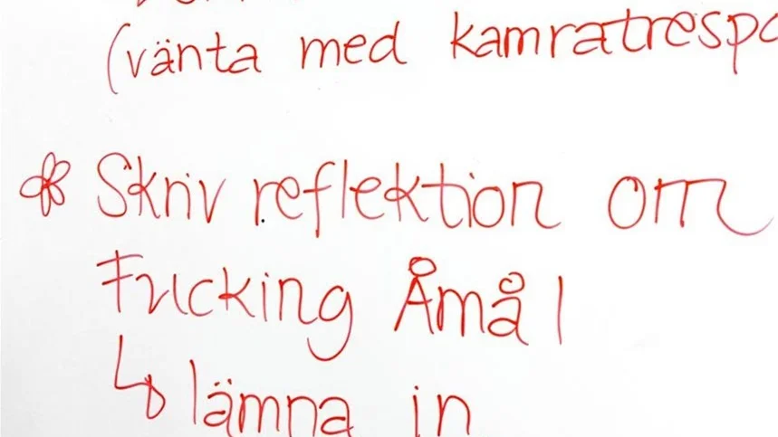 FÖRÄLDRASTÖD KRÄVS. Enligt skolforskaren Marin Karlberg är reflekterande läxor bra att göra hemma för en del elever. Men det gäller att föräldrarna kan ge stöd, något som alla inte förmår av olika anledningar.