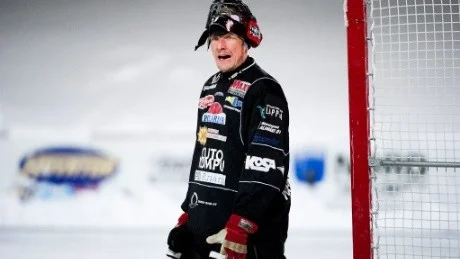 Svaret från det planerade  målvaktsförvärvet Pasi Heikkinen blev inte det som HT Bandy önskat.
