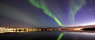 Mäktigt norrsken över stan