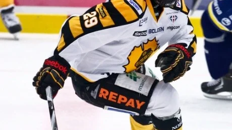 Lucas Wallmark.