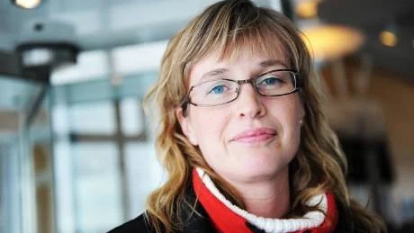 Gabriella Mäkelä, 39, Gällivare.  - Otroligt mycket. Han sätter Gällivare på kartan så att folk får upp ögonen för oss.