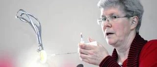 Flickor får HPV-vaccin