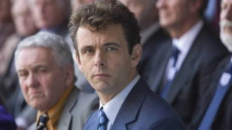 TRÄNARE. Michael Sheen briljerar som Brian Clough, managern som under 44 heta 1970-talsdagar frontalkrockade med fotbollskulturen i Leeds United.