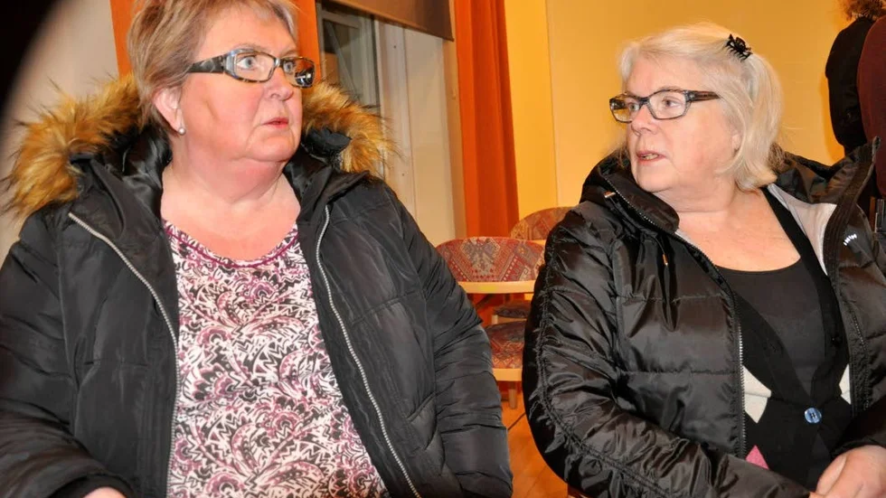ARGA. Christina Norén och Tora Nilsson är riktigt upprörda över nedläggningsplanerna.
