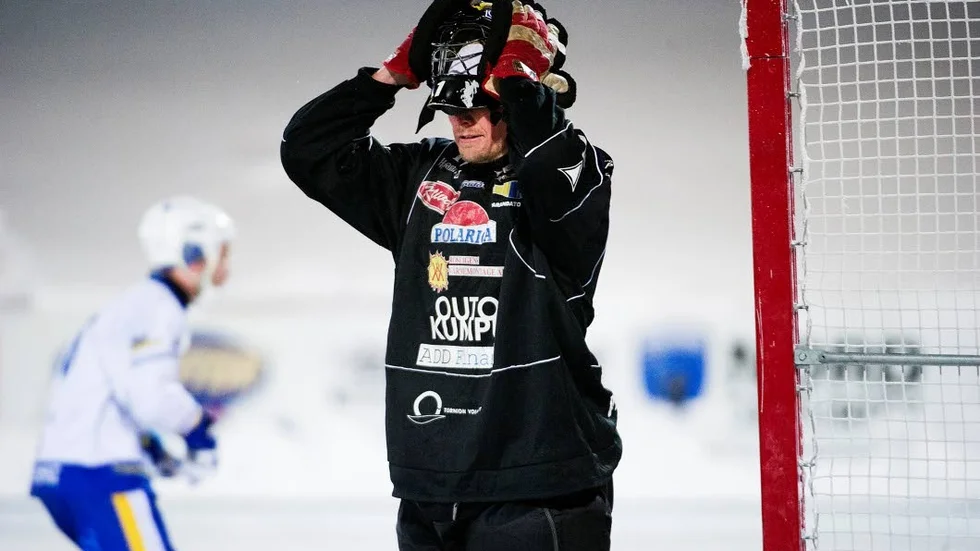 Surt. HT Bandy kände av besvikelsen efter dubbla förluster under helgen