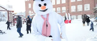 Julmarknad och julskyltning lockar folk