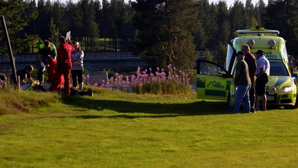 ÅTERUPPLIVNINGSFÖRSÖK. Trots åeterupplivningsförsök gick den 70-årige fiskaren liv inte att rädda.