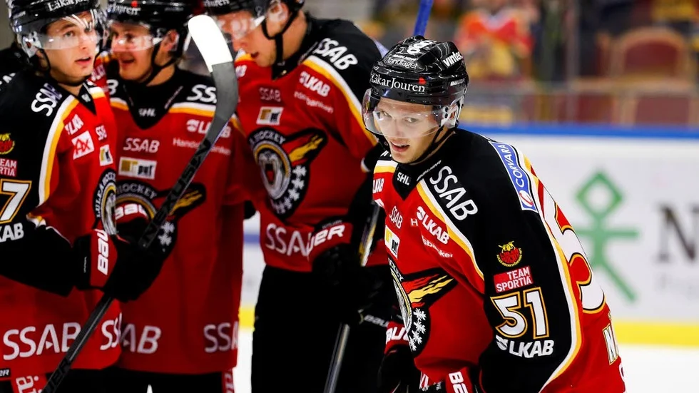 Segerskytt. Superkedjan var inblandad i segermålet som prickades in av backen Kristian Näkyvä.