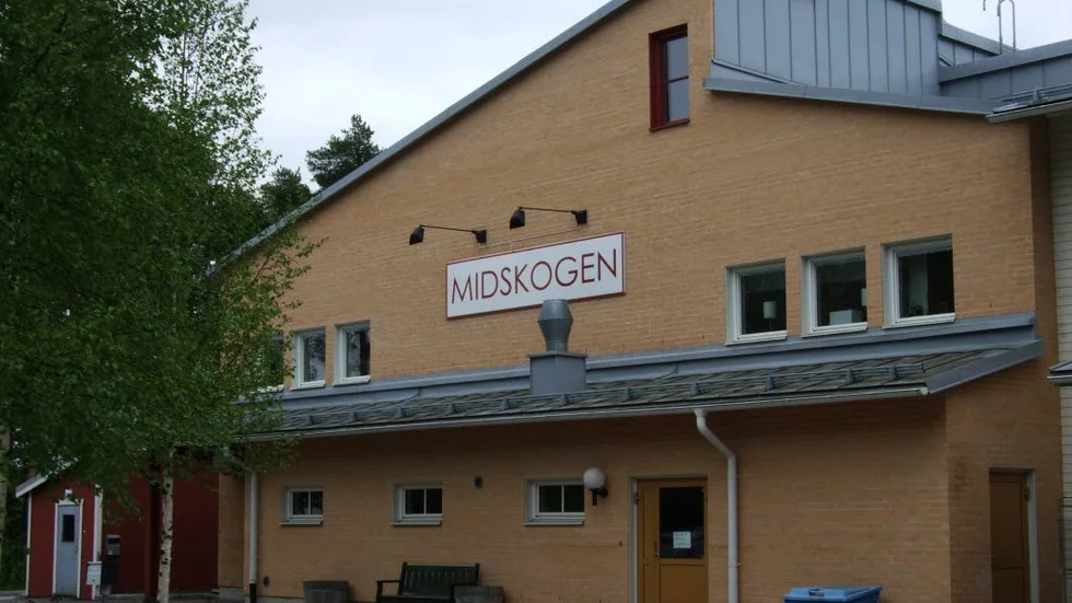 Protest. Personalen på Midskogens äldreboende i Luleå vill inte lösa problemet med delade turer åt arbetsgivaren kommunen. De menar att utan mer pengar finns ingen bra lösningen och facket håller med.