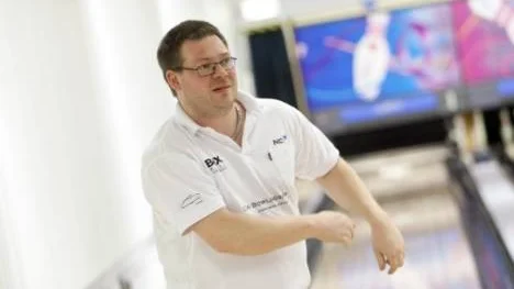 Stefan Snell storspelade i första matchen när Piteå BK vann kvalmötet i bowling mot Nolia med 2-0.