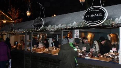 Tio ton renkött har gått åt i julhandeln på Lisebergs julmarknad i år.